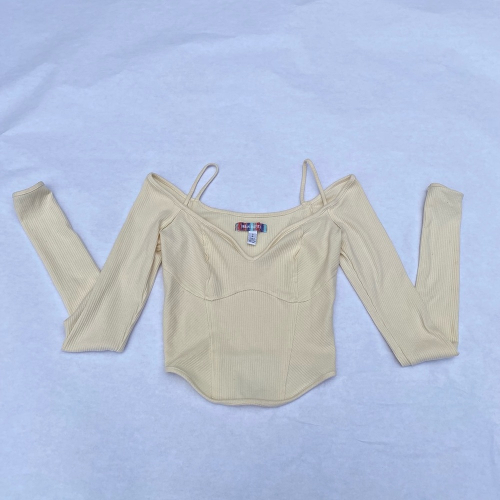 Off the shoulders PacSun long sleeve